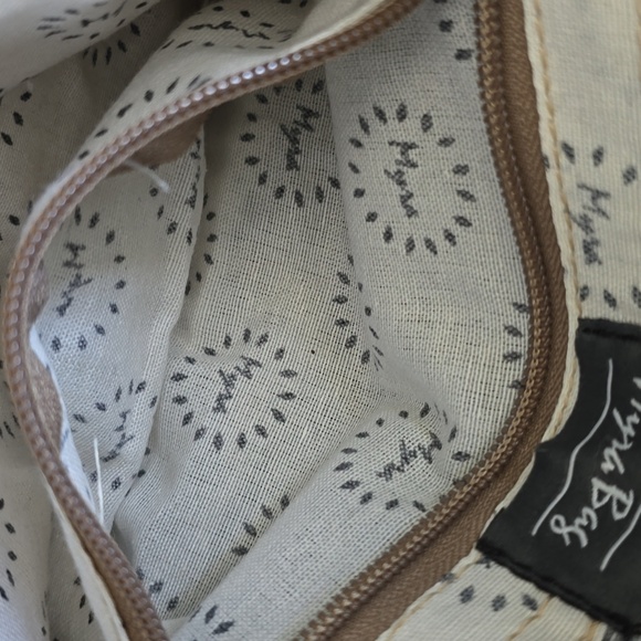 Myra Cross Body Bag or Clutch - Picture 7 of 13